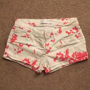 Levi’s summer patterned denim shorts
